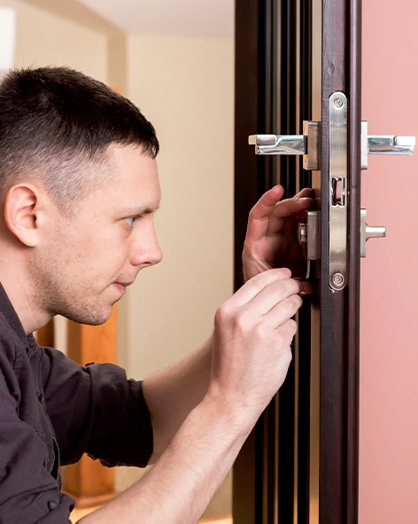 : Professional Locksmith For Commercial And Residential Locksmith Services in Anaheim, CA